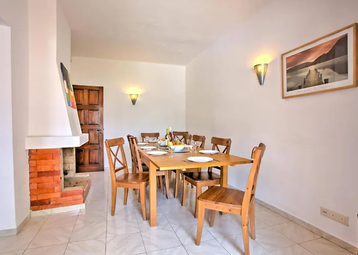 Altis By 빌라 알부페이라